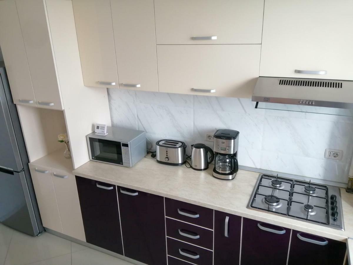 Apartament Negru Voda Piteşti Esterno foto
