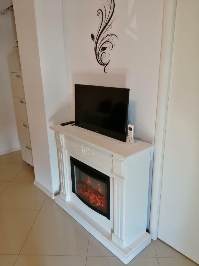 Apartament Negru Voda Piteşti Esterno foto